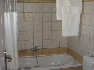 Inneneinrichtung Bad Dusche WC Ferienhaus Korfu