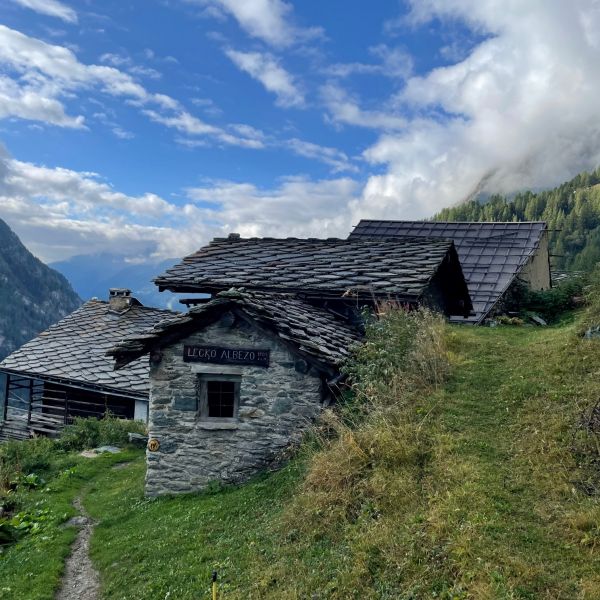 Bergwandern ohne Gepck im Valle del Lys - Aostatal