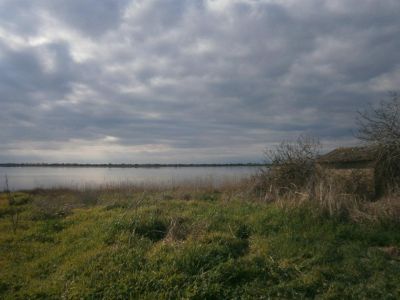 Bio-Bauernhof Agrotourismus Korfu Vraganiotika - Am See