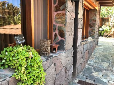 ko-Hotel Gran Canaria - Steinhuser-Naturmaterialien