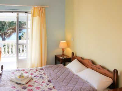 Ferienhaus-Melitio-auf-Corfu-Skidi-Doppelbett